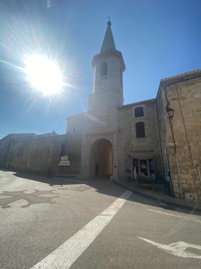 Le Studio En Provence Saint Didier  Exteriör bild